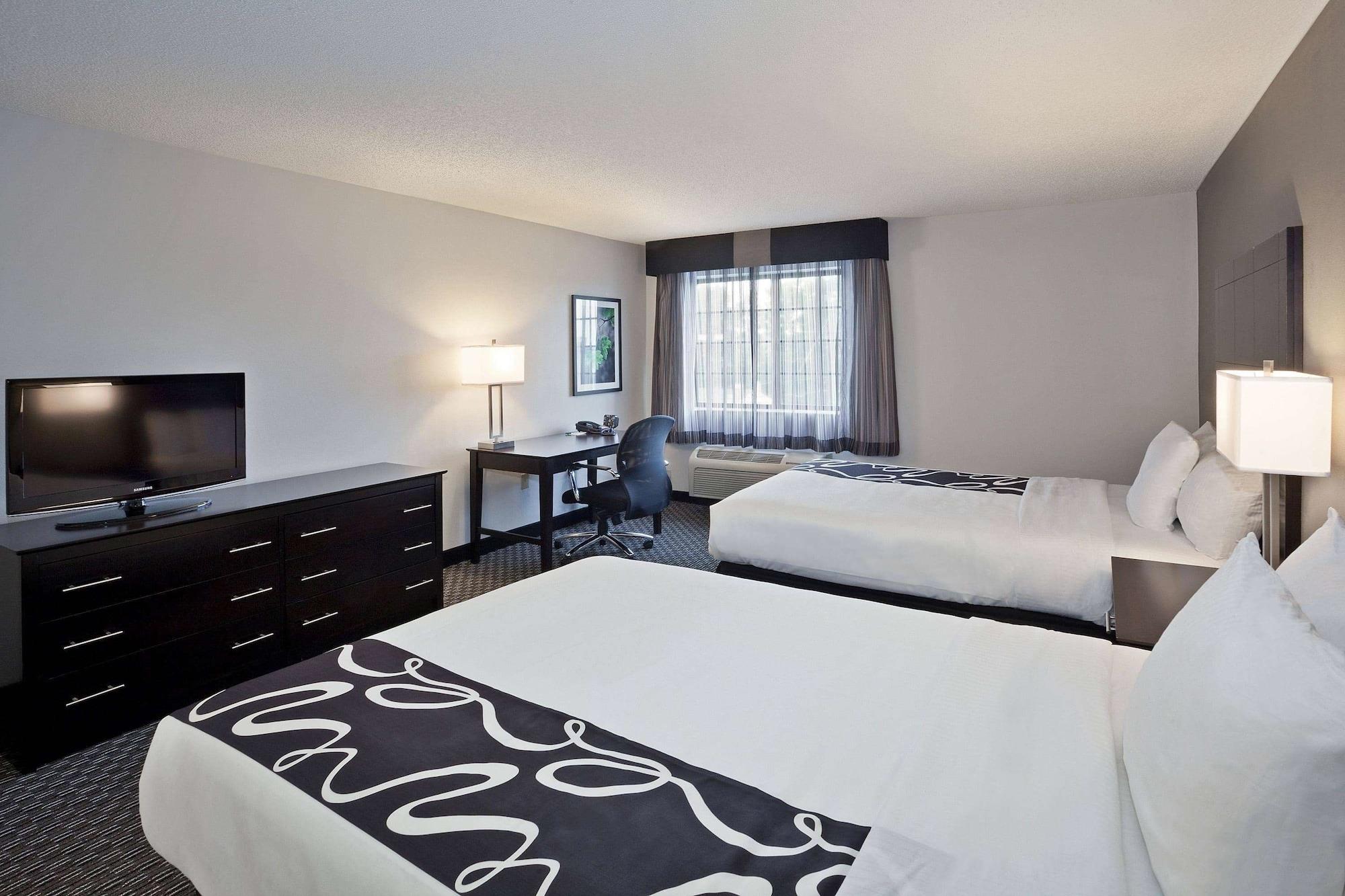 Hotel La Quinta By Wyndham Cleveland Macedonia Extérieur photo