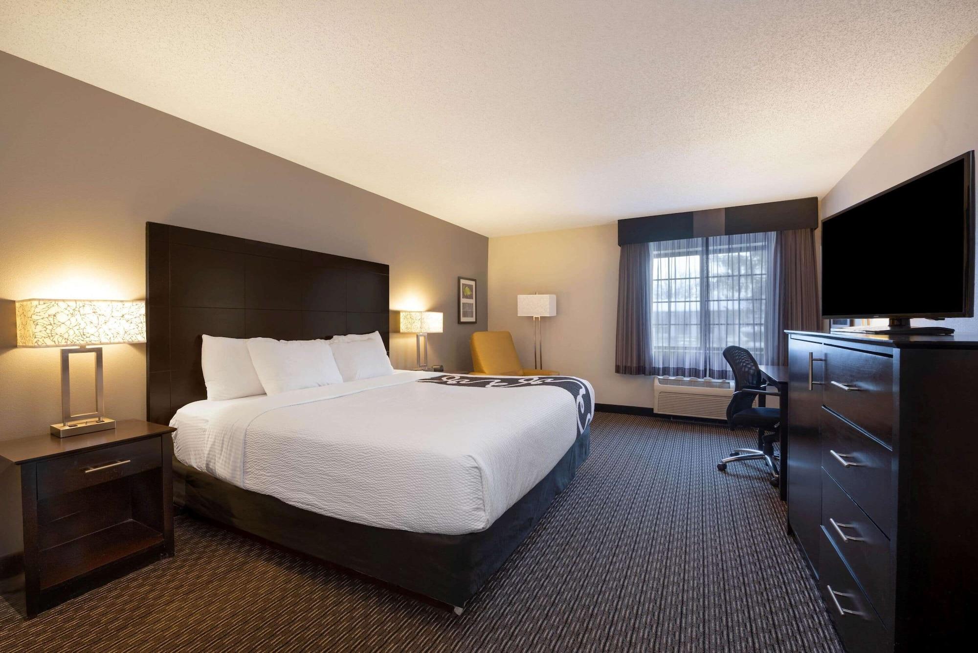 Hotel La Quinta By Wyndham Cleveland Macedonia Extérieur photo