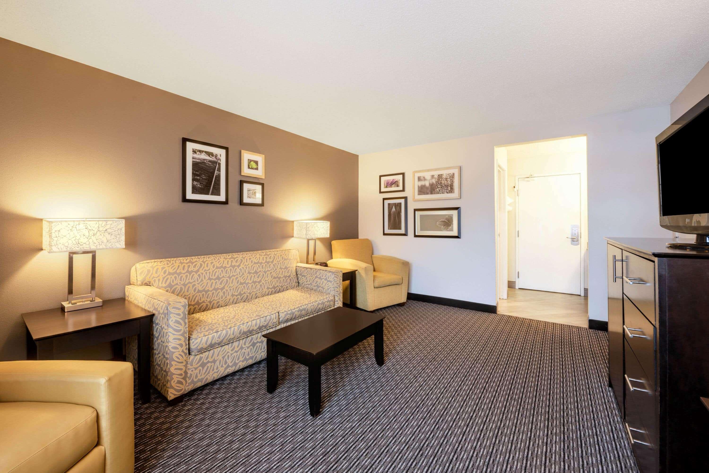 Hotel La Quinta By Wyndham Cleveland Macedonia Extérieur photo